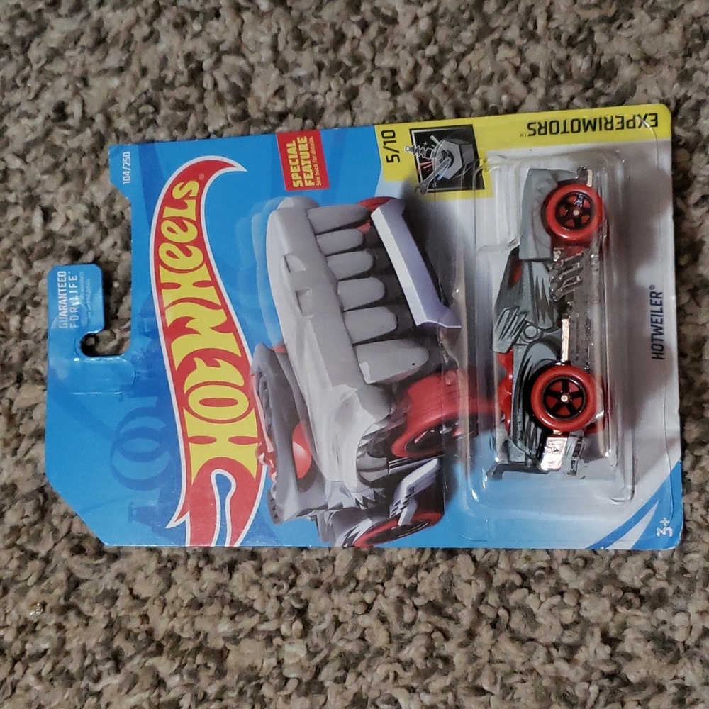 Hot Wheels Experimotors Hotweiler 5/10